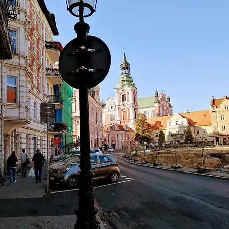 Slusarska Przy Starym 13 *